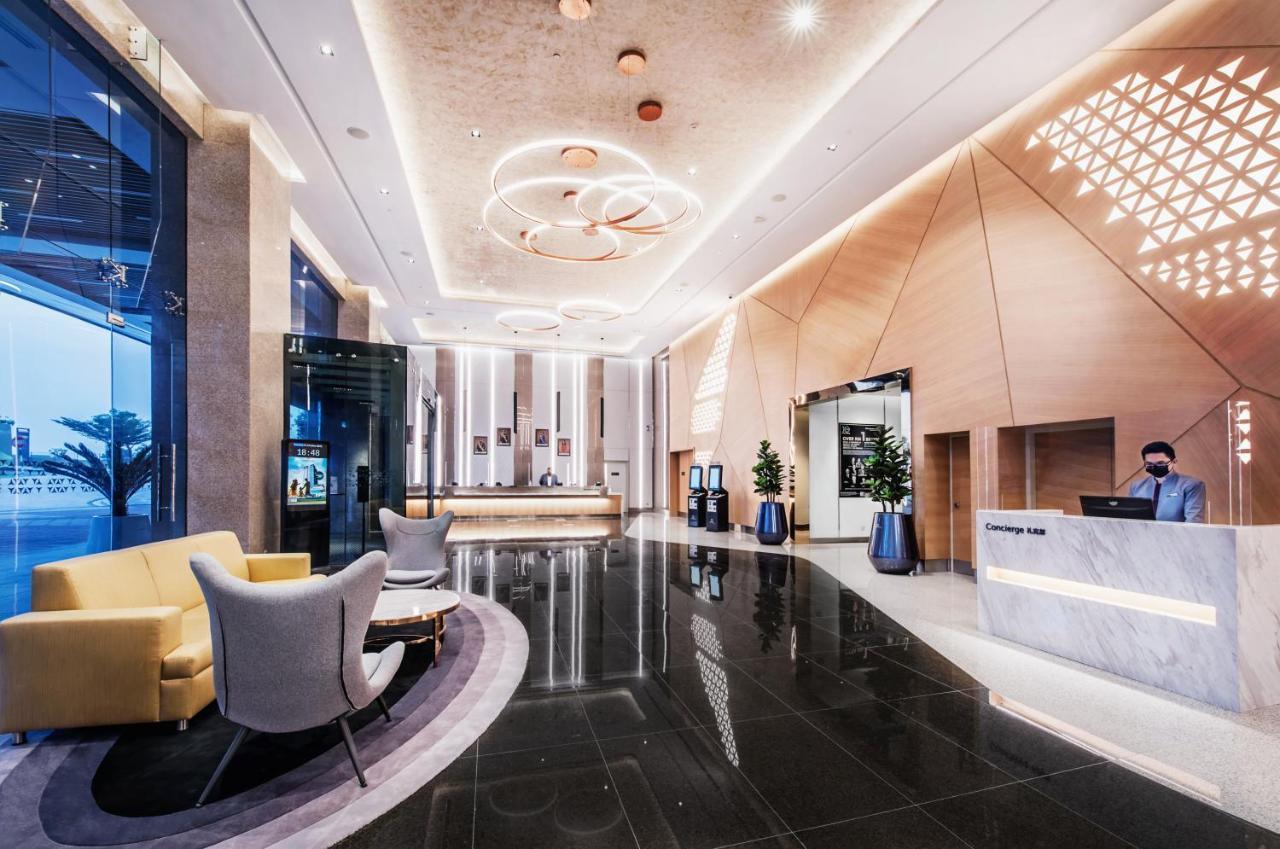Sunway Hotel Big Box Нусаяя Екстер'єр фото