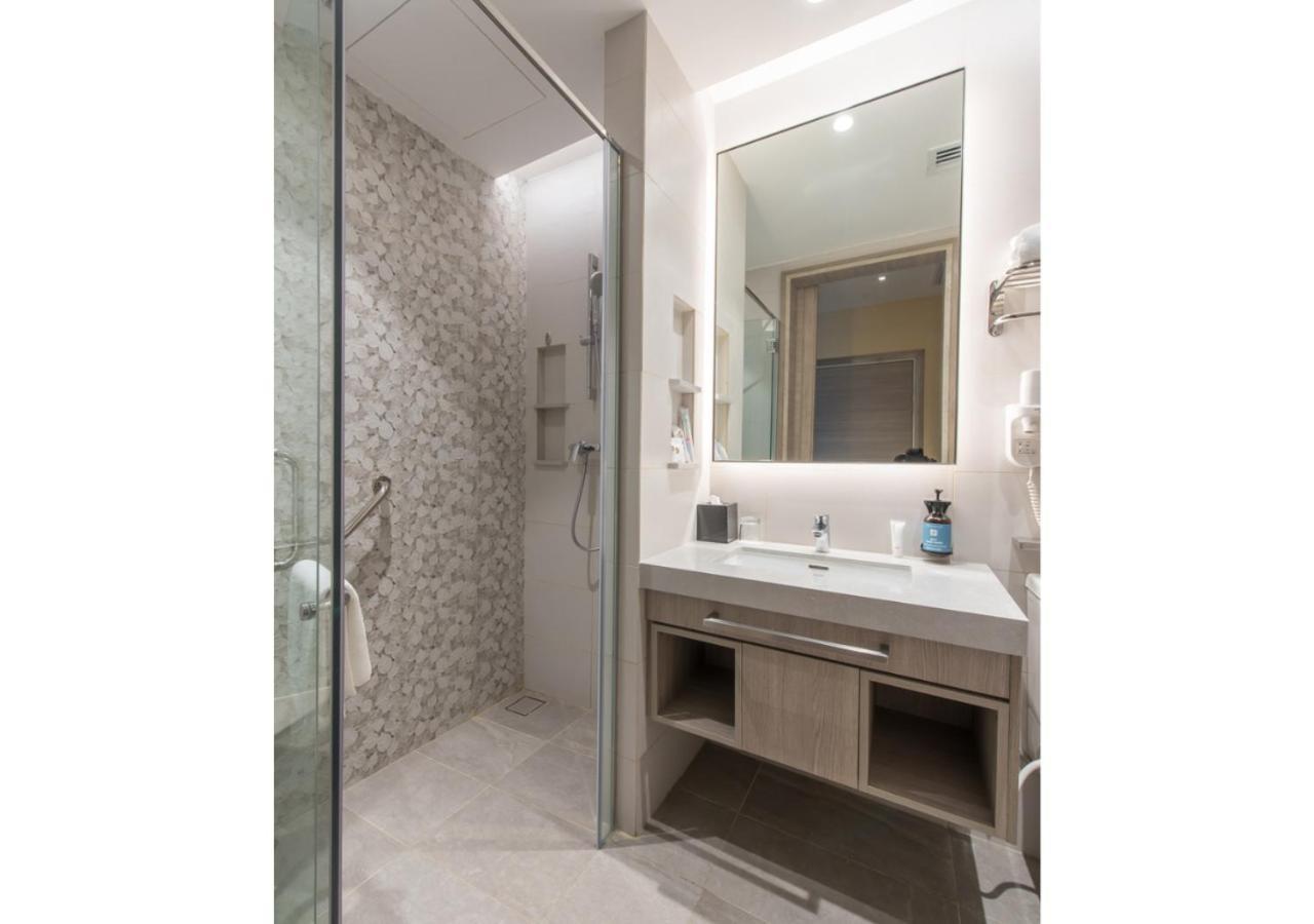 Sunway Hotel Big Box Нусаяя Екстер'єр фото