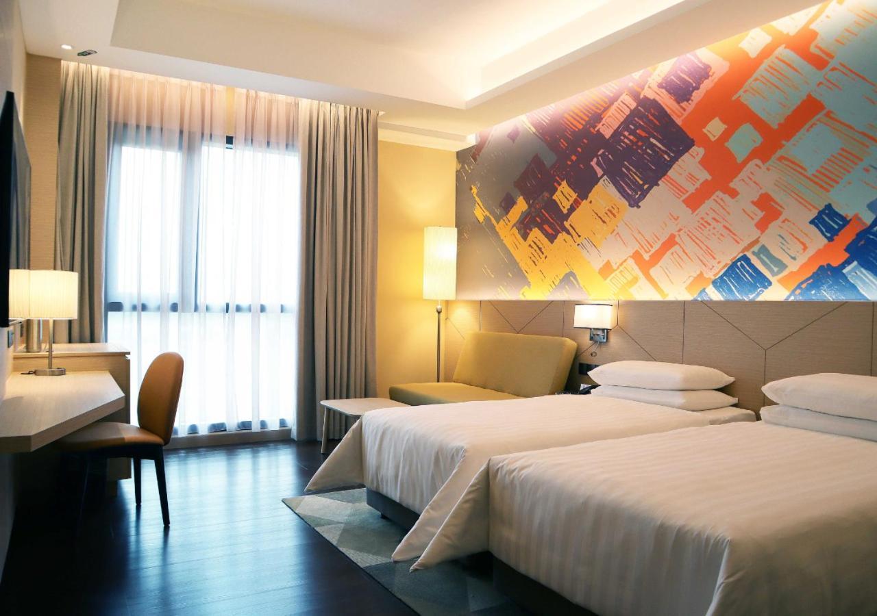 Sunway Hotel Big Box Нусаяя Екстер'єр фото
